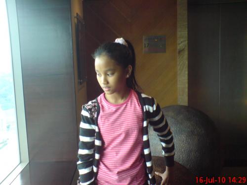 puteri nur diana