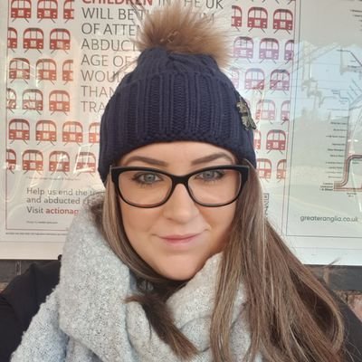 jlt_squeeze's profile picture. ✨ A dream is a wish your heart makes, when your fast asleep ✨