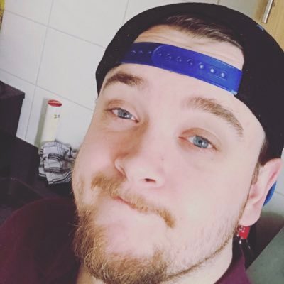 alectaylor127's profile picture. 