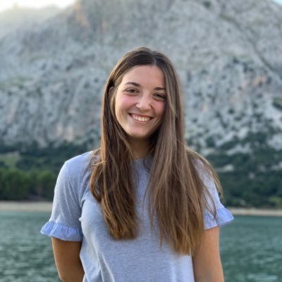 anieepc's profile picture. Estudiant de GMITa la @uibuniversitat.🙋🏻‍♀️