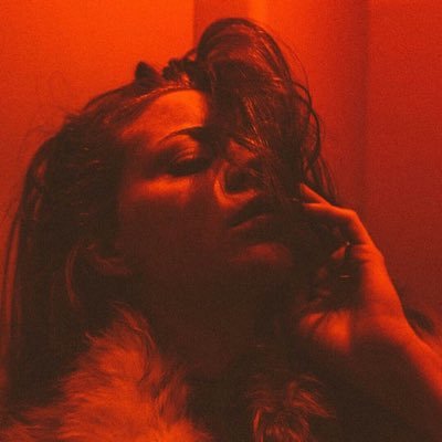 _thewineglass's profile picture. 