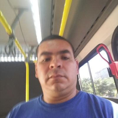 BernardoSosa17's profile picture. disfrutó la vida gracias señor