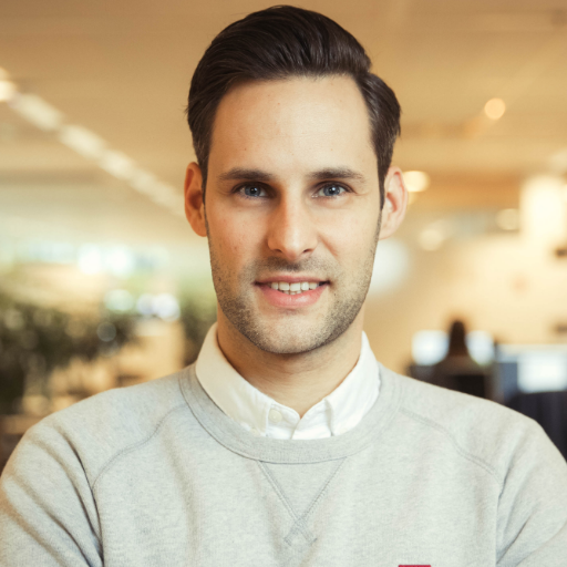 roelwit's profile picture. '86 | Online, ICT, Media, Webworks, Marketing | De Ondernemer, Amsterdam | Coldplay | Skiën ⛷️ | Reizen 🌍 | Fitness 💪🏻 | Papa van Jill en Senn