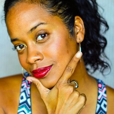 actress, dancer, choreographer, playwright and b-girl extrodinaire in the DC area. Creator of B-FLY ENTERTAINMENT, PAIGE IN FULL, Liner Notes and more!