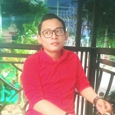 JE_Q's profile picture. I,m a singer.......