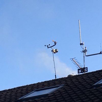 live weather data updated every hour from our Arduino weather station in Dooradoyle.