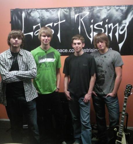 LastRisingBand's profile picture. Last Rising ist eine Alternative Rockband aus Trier die 2008 gegründet wurde.
