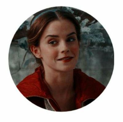 ❝ My mother is Mary Poppins, what'd you expect? ❞
FC : Emma Watson