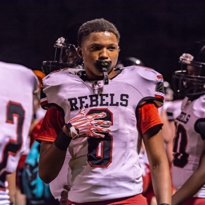 father of class of 2022 WR Demarcus Williams @demo_015 6”1 170lbs, varsity starter, track and field athlete (100m 11.3, 200m 23.5) (His recruiting page only)