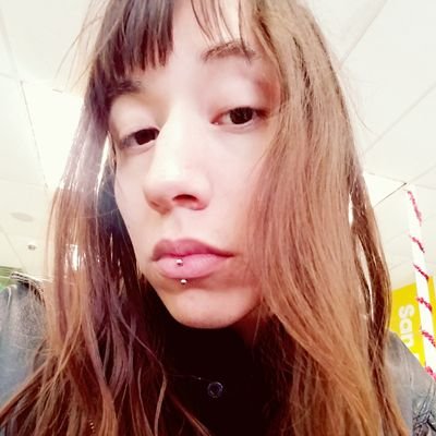 StormyFathom's profile picture. Snow is ment for the bleeding.