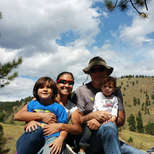 Hello! Our gypsy family is made up of Sean, Julie, Lleyton and Molly. Follow us on our journey!