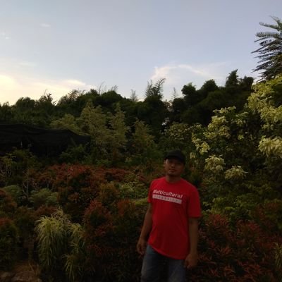 Fuad14366942's profile picture. menjadi yg terdepan
