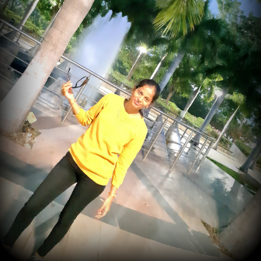 egamounikaredd2's profile picture. A smile 😂😀😍 
Is The
Best Makeup 👑💄
Any Girl Can Wear🤷‍♂️