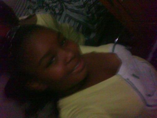 Hello! My name is Sashane and I am the co-owner for http://t.co/j65a1tje9b! Please follow our site, @Demidosedotnet and be sure to follow me. LOVE U DEMI!