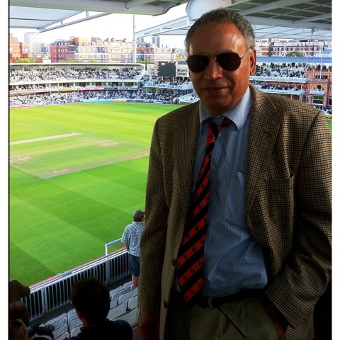 Entrepreneur Played cricket in 18 countries.Member of the oldest cricket club HAC.GOD's country--INDIA.Fair sports-BEST RELIGION.