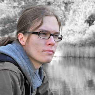 Structural biologist, biochemist and general-purpose ponderer. Warm fuzzy analog sound and snappy digital rhythms. Latent photographer and low sat illustrator.