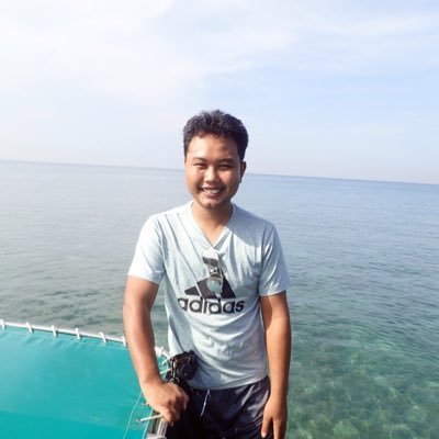 supanat1989's profile picture.