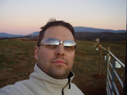 TomDaviesOnline's profile picture. Entrepreneur,Marketer,Investor I help people discover a Secret Formula and learn to be financially free.