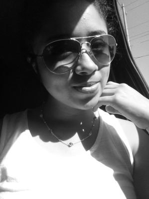 Izamar42897335's profile picture. Krlos & iza😍