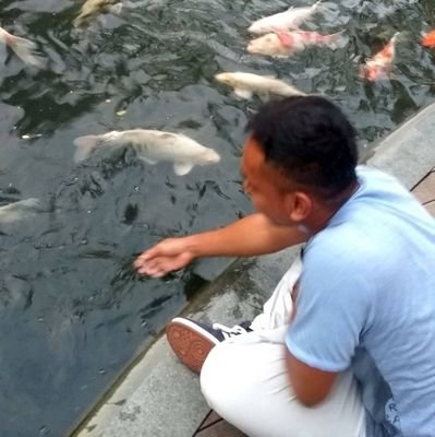 AgattaAska's profile picture. Simple...