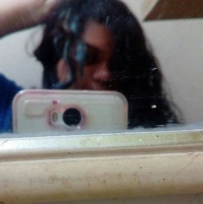 valerikiwi's profile picture. 5SOSFAMILY. 🌹
Skeleton Clique. \\-// 💀
Sinner. 😈