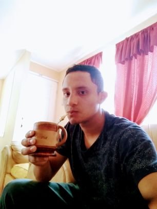 Luis24201373's profile picture. me gusta todo lo que tenga que ver con aprendizaje . soy alguien autodidacta 😄