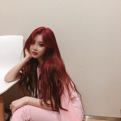 jeIIypops's profile picture. crème de la crème ☕️