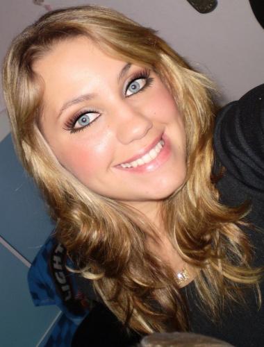 meguiandrade's profile picture. 