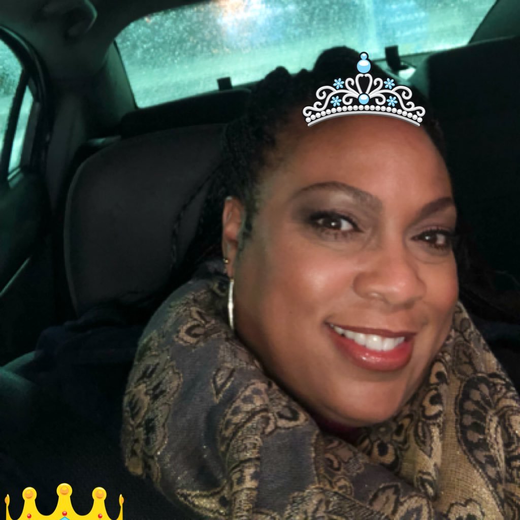 divacoutoure's profile picture. vivacious diva with heart