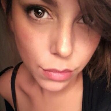 valerietd's profile picture. like electricity