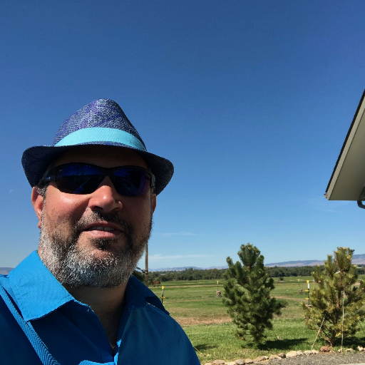 erezkats's profile picture. Electric E is an EDM musician and singer/songwriter, who is also a published author of 4 poetry and prose books, and a Language Arts teacher living in Houston.