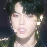 please follow @starrysope and @ghoulamor thank you🤩