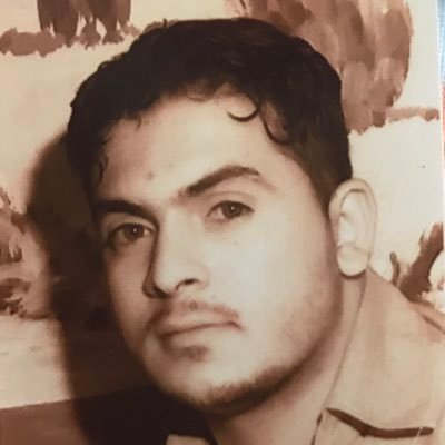 ولايتي لأمير النحل تكفيني وطينتي عجنت من يوم تكويني عند الممات وتغسيلي وتكفيني في حب حيدر كيف النار تكويني -ياعلي مدد