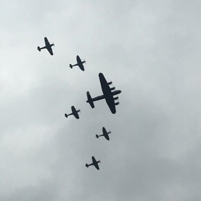 Husband and father. Part time runner/rider. lover of planes. Often found with dirty hands. North Essex. Nowhere near towie.