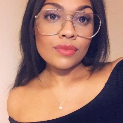 elliexcr's profile picture. 