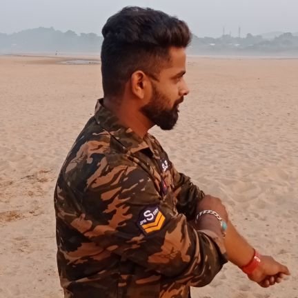 MonuSin92212410's profile picture. 