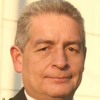 Adrian de la Rosa (@detrasdelarea) 's Twitter Profile