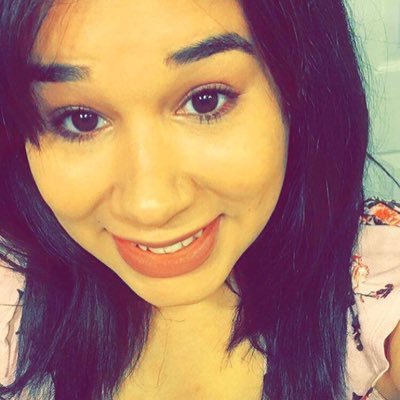 Lizma_Vega's profile picture. Obsessed with finding reasons to fall in love with this life. 🇵🇷 🌙