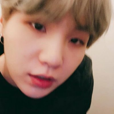 Isabell65520076's profile picture. yoongi