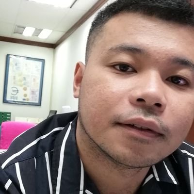 An Old soul who believes in dates, romance and chivalry |Receivables Accountant | Fun fact about dating me is that you get a comedian and porn star in one 😂