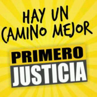 Jóvenes comprometidos con el Cambio trabajando por la Venezuela de la Justicia.