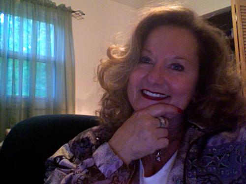 Just an old fashioned girl wanting to share something great to make other lives better and take the worry out of this dreadful economy