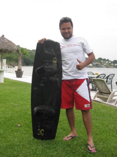 Josean1728's profile picture. 