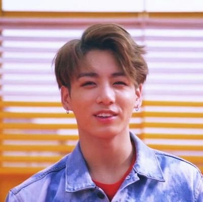BTS
🙄타리크
.
فان بوي😎
.
😎Fan boy
.
😍I am so sorry but i'ts fake love 😍
.
Facebook:https://t.co/70kfi75sCi
Instagram:https://t.co/Z3lXQX6pbe.