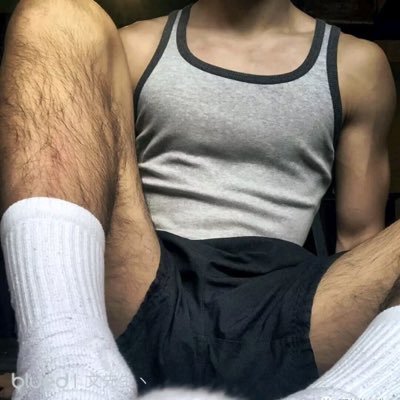 zhinandajj's profile picture. 粗糙爷们big🍌寻同样下粗大的