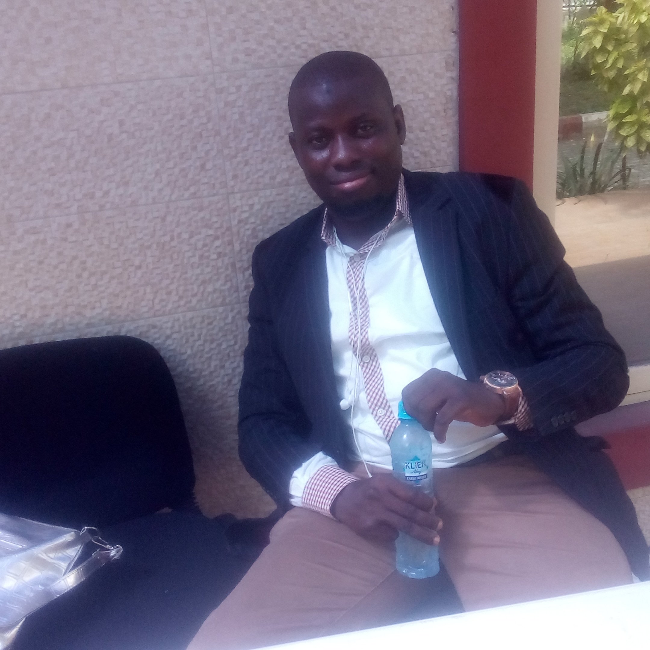 fataiALAYINDE1's profile picture. cool calm collected composed and calculated