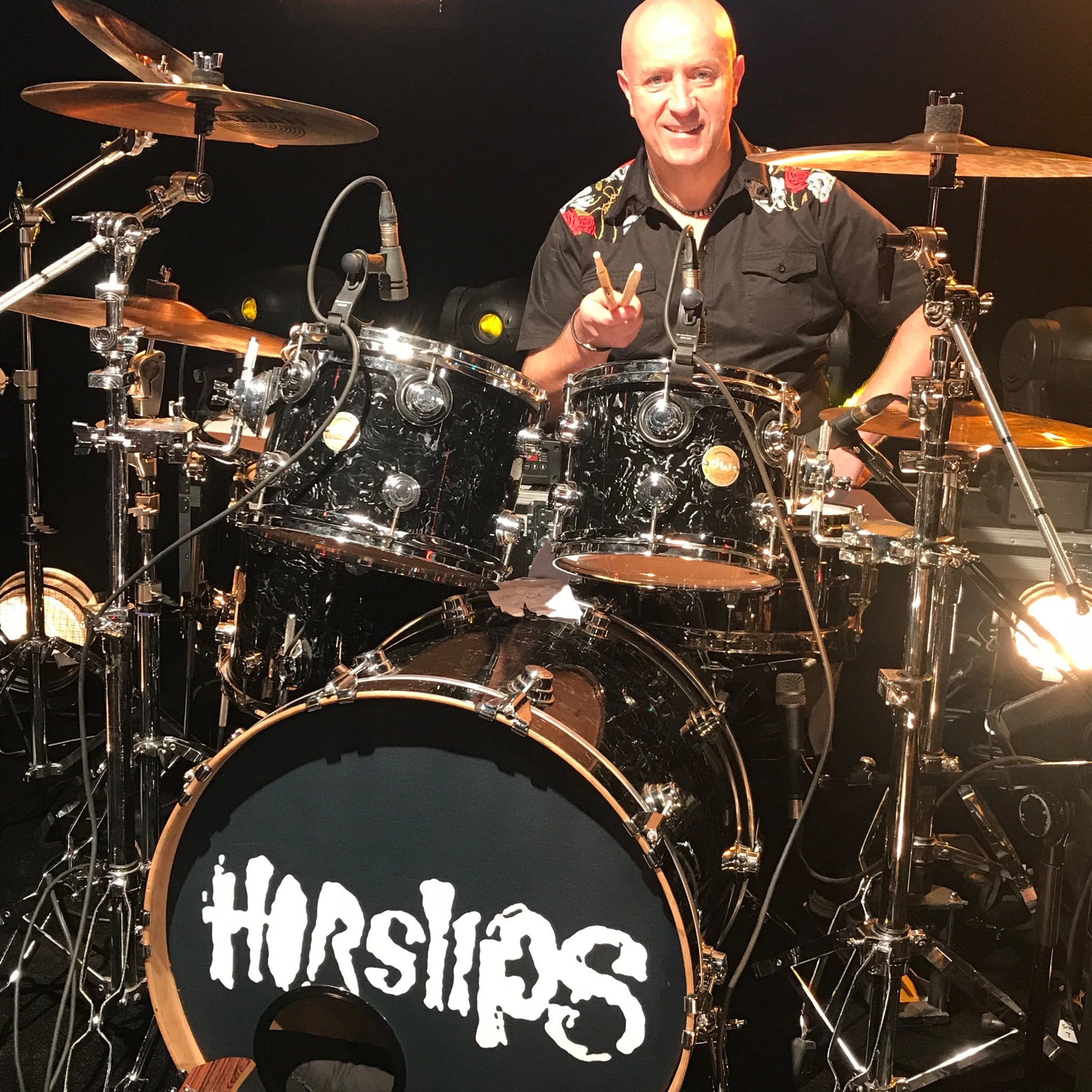 LallyMyles's profile picture. Drummer, Rocker, Horslips☘️Thin Lizzy 🇨🇮and Isle of Man 🇮🇲TT Loon, Irish Road Race Fanatic. A Horslips/ Risky Business/ Hipaclaptic Drummer. 😜♥️🥁🥁🥁♥️😜