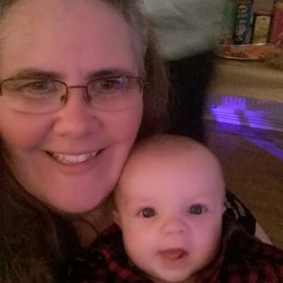 Know lots of useless things, none remotely interesting to anyone else. Nanna to the gorgeous Freddie and Ezra. š