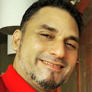 Graduado de Informática y creyendo que todo se puede si te lo propones, 100% Actitud...