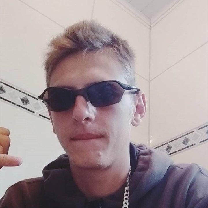 _Matkaian's profile picture. Eu nunca andei na linha mermo sendo o trem 🤑